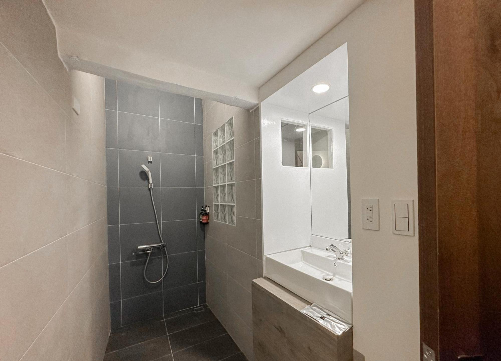 Uns B&B Гаосюн Экстерьер фото